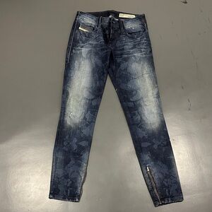 Diesel Midnight Blue women’s Skinny Jeans